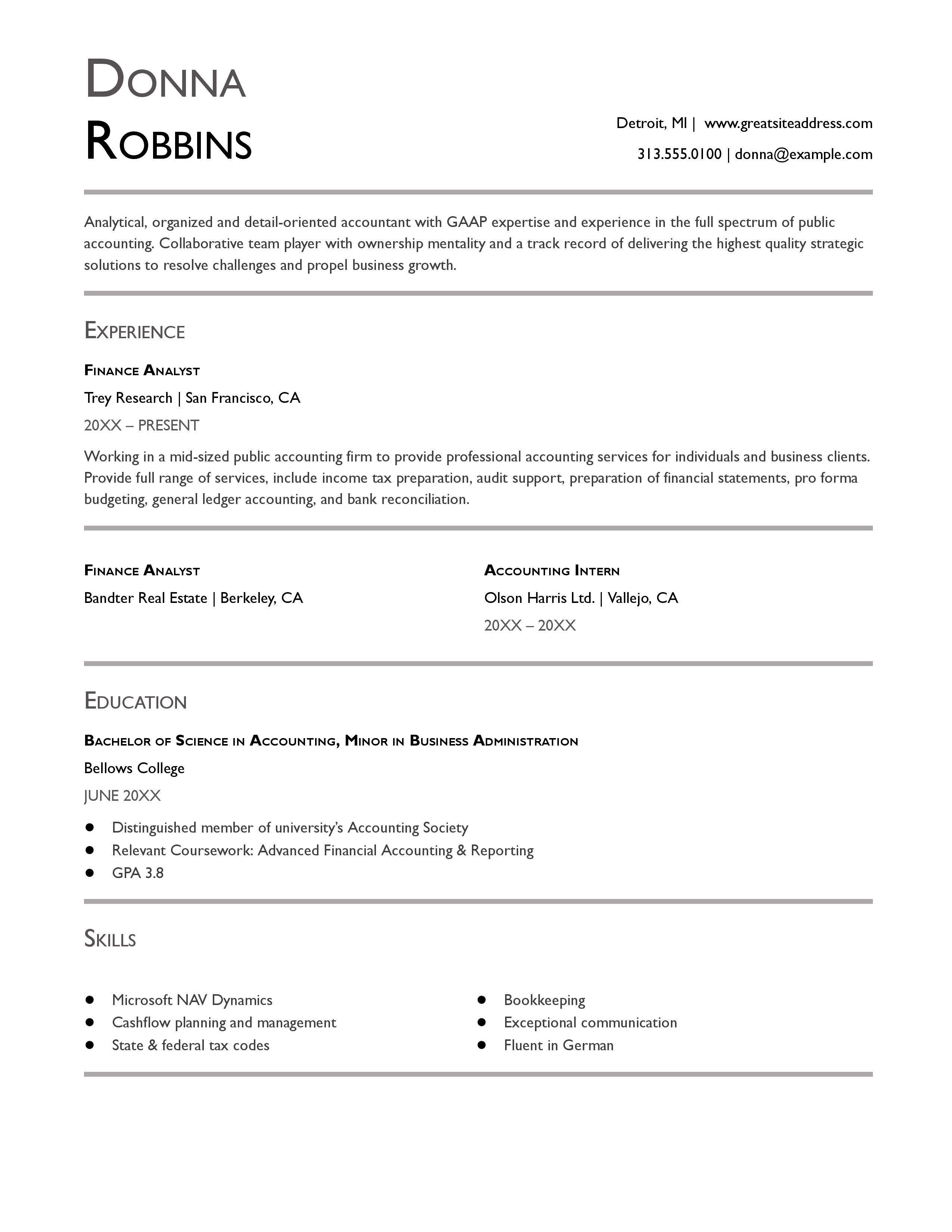 Financial analyst resume template 5 (1).jpg